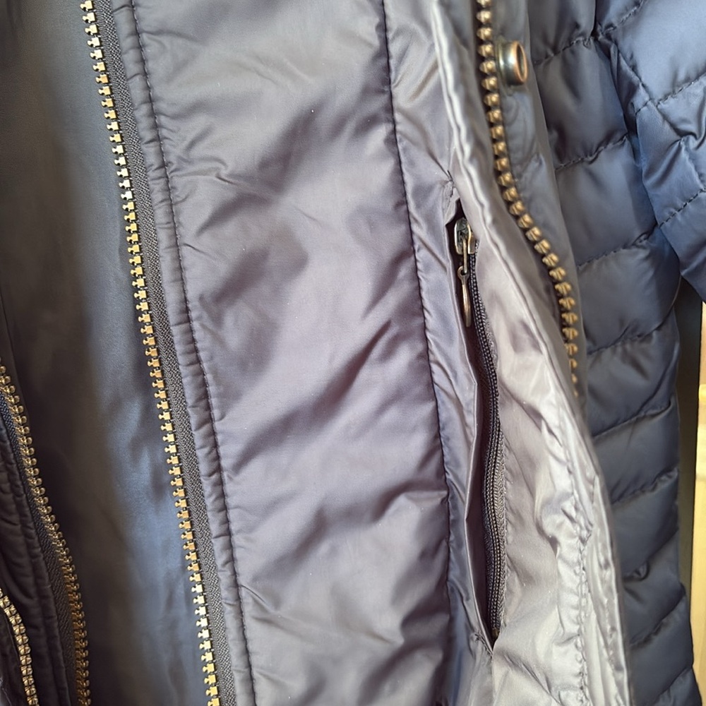 Marc NY Elegant Navy Puffer Coat with Fur Hood - Picture 4 of 14